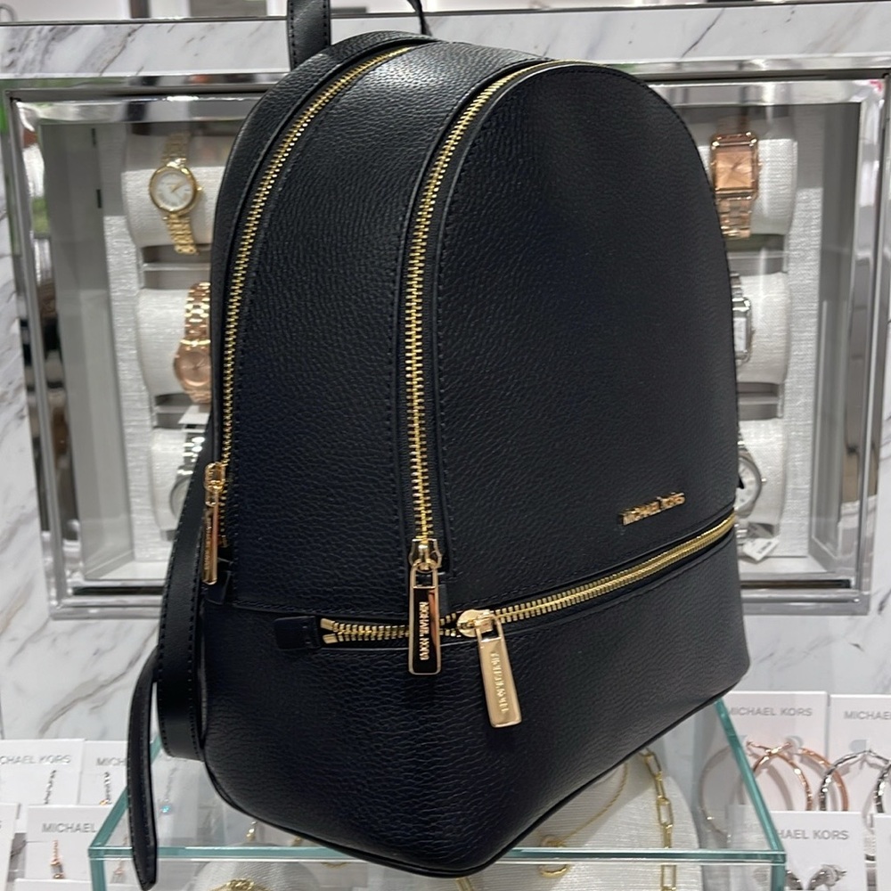 Michael Kors Rhea Medium Pebbled Leather Backpack
Black 
NWT - Picture 9 of 16
